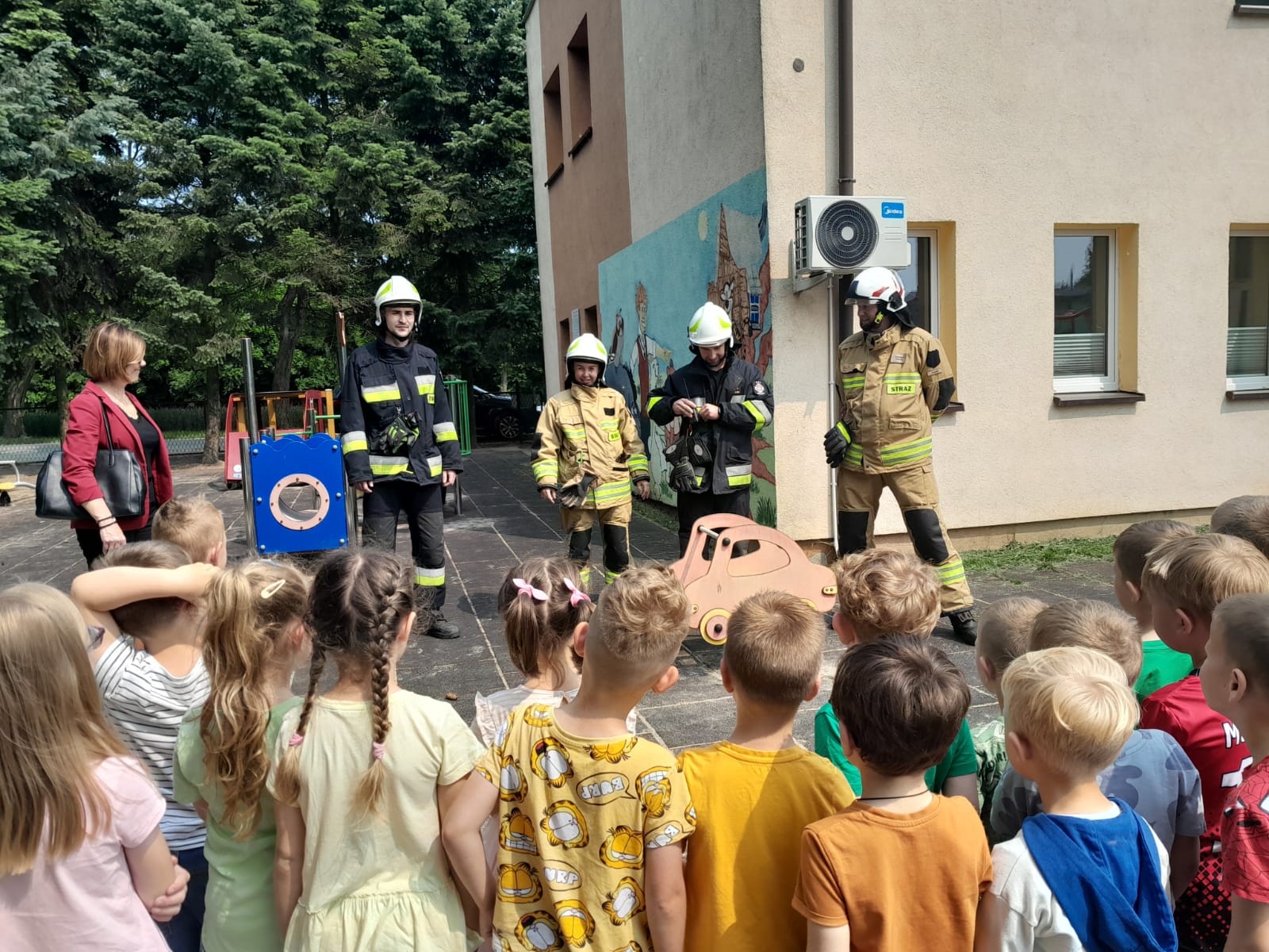 Zdjęcie obrazujące aktualność: Próbna ewakuacja w budynku przedszkola 