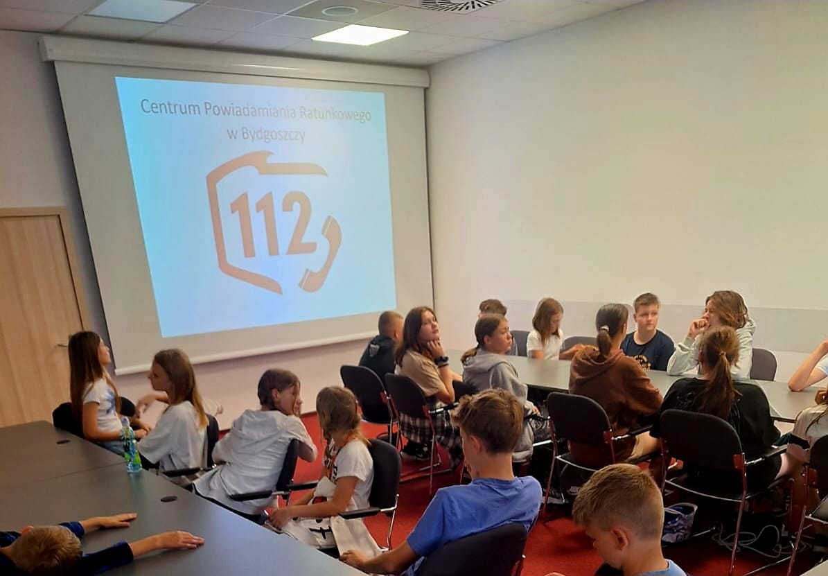 Zdjęcie obrazujące aktualność: Z wizytą w Centrum Powiadamiania Ratunkowego 